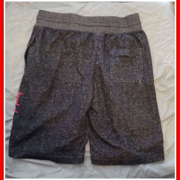 Chicago Bulls NBA Basketball Shorts Mens Size Small Gray - Picture 2 of 3